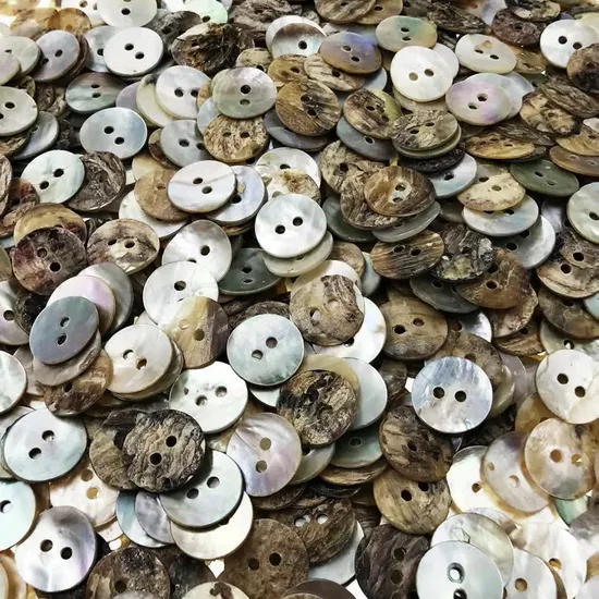 Natural Flower Shape Shell Button 
