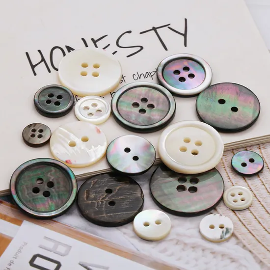 Spot Wholesale Natural Shell Buttons Multi